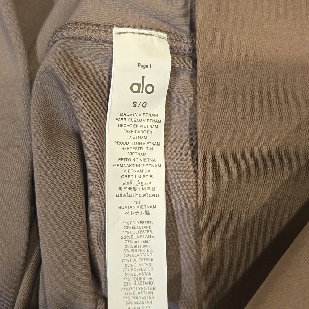 Alo Yoga FLAW 7/8 High-Waist Airlift Legging In Mushroom Small $134 *Minor FLAW* - Picture 9 of 16